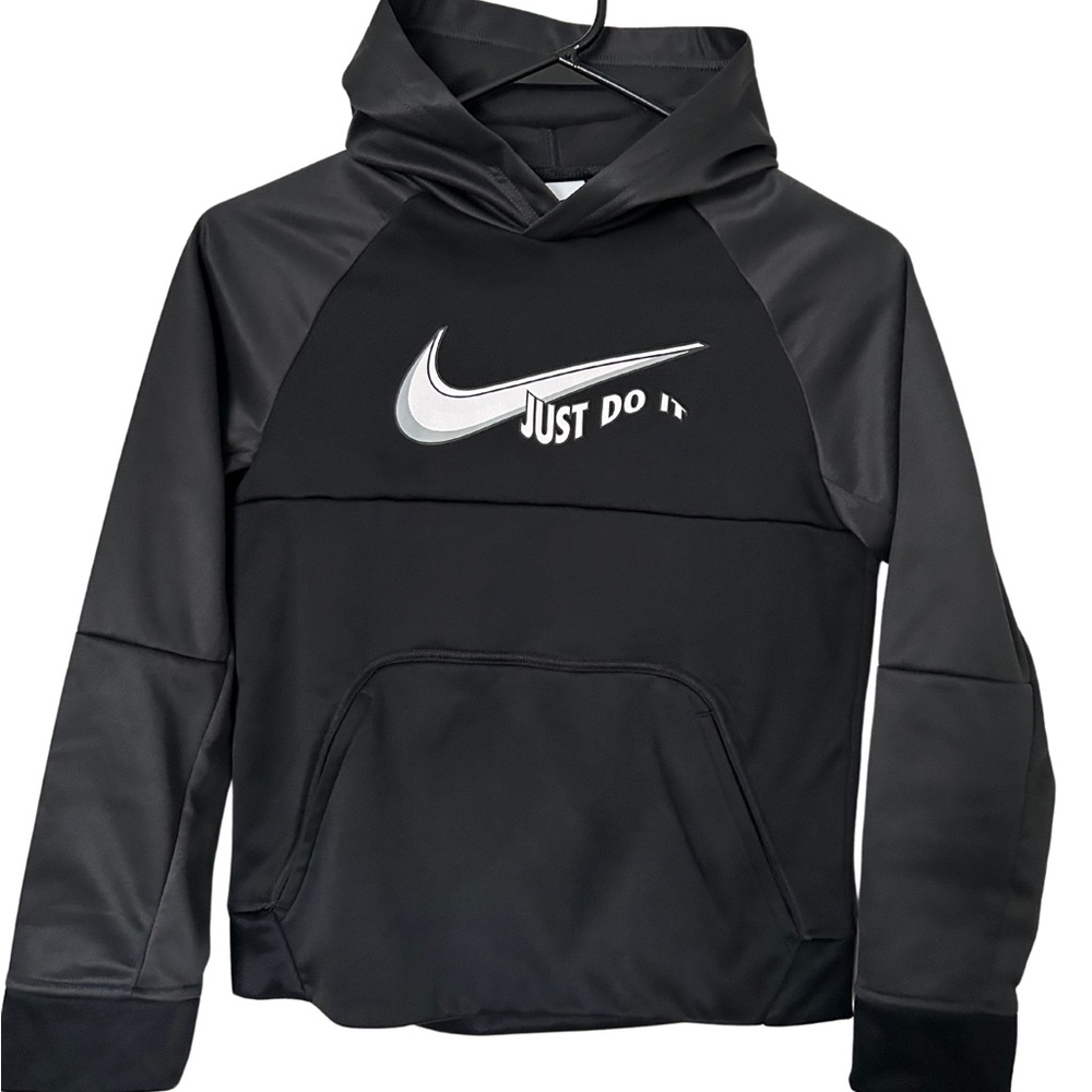 Nike Therma-Fit Hoodie (Size Boys M)